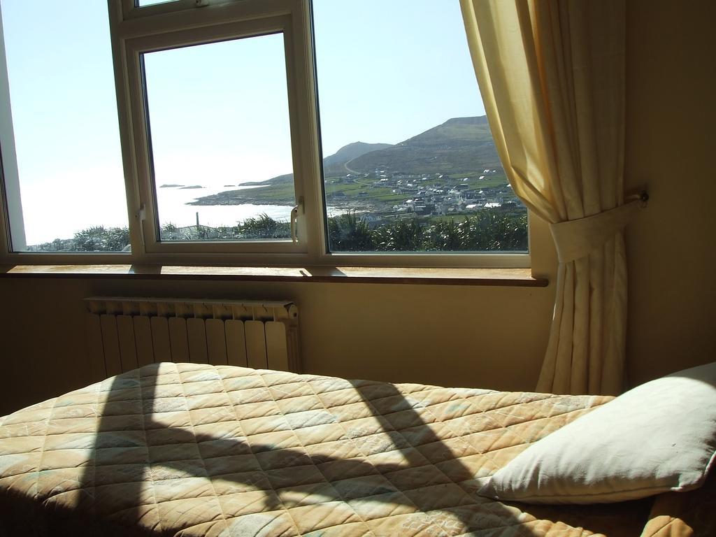 לינה וארוחת בוקר Dooagh Achill West Coast House חדר תמונה